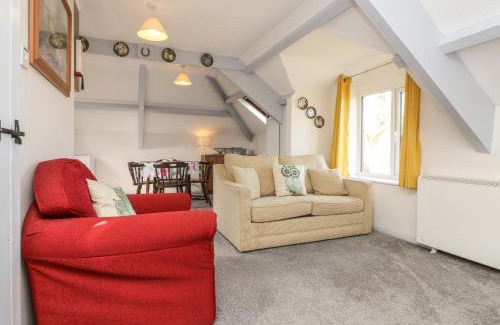 Holsworthy Apartment | The Loft