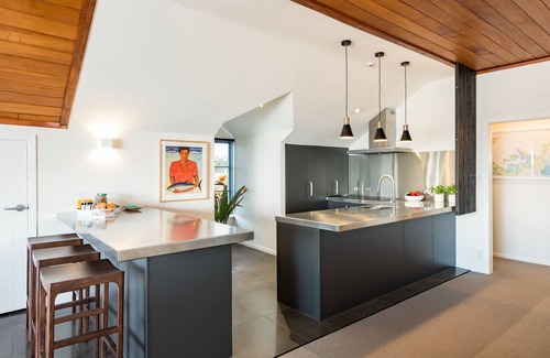 Opua Apartment | The Loft Overwater, Bay of Islands, NZ