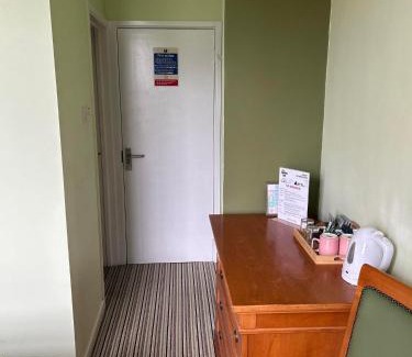 Cheltenham Hotel | The London Inn