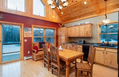 Sunday River Area Ski Chalet | The Lone Star- Hot Tub, AC, Pool Table