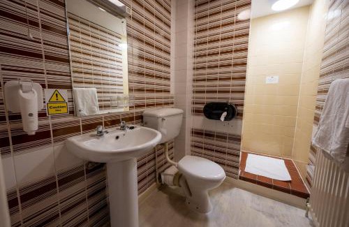 Hebburn Hotel | The Longship