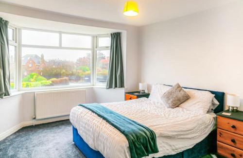 Thornton-Cleveleys House | The Lookout, Seaside Getaway