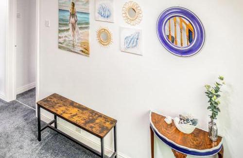 Thornton-Cleveleys House | The Lookout, Seaside Getaway
