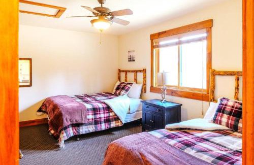 Grand Lake House | The Loose Moose Lodge #6 At Downtown Grand Lake