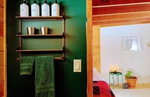 Indian Lake Hotel | The Lorca Adirondacks Motel