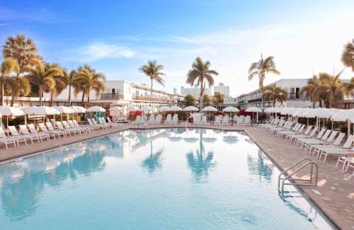 St. Pete Beach Hotel | The Luce, St. Pete Beach, a Tribute Portfolio Hotel