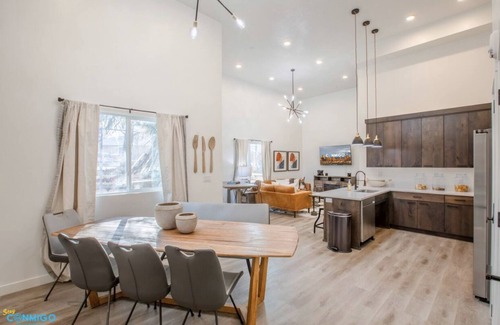 South Ogden Apartment | The Lux at the Brooks on 40th