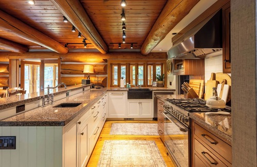 Sun Valley Cabin | The Luxury Cabin at Comfort Circle