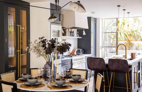 Parsons Green and Walham House | The Luxury Fulham Townhouse