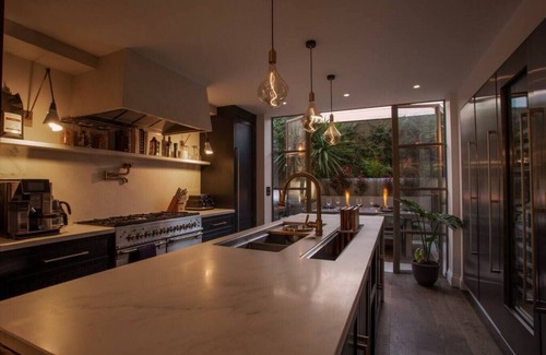 Parsons Green and Walham House | The Luxury Fulham Townhouse