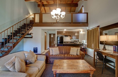 Mammoth Lakes Hotel | The Mammoth Creek Inn