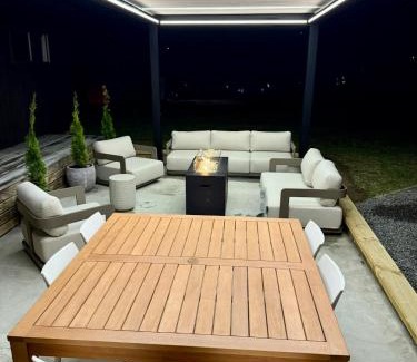 Mangakino House | The Mango Shed