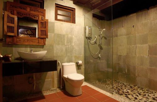 Kampong Raja Resort | The Manor Beach Resort Besut