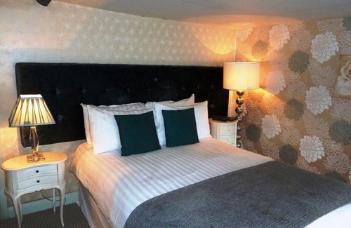 Dronfield Hotel | The Manor House