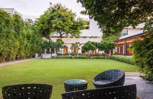 New Delhi Hotel | The Manor - New Delhi