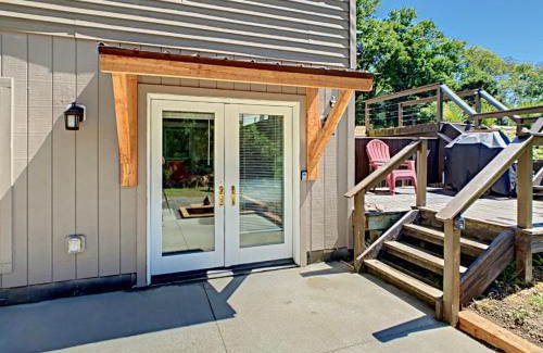 Ellicottville Apartment | The Maples Apt - King Bed, Pet Friendly, Beautiful Views