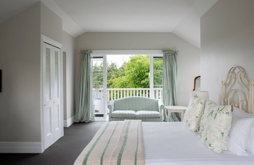 Martinborough Hotel | The Martinborough Hotel