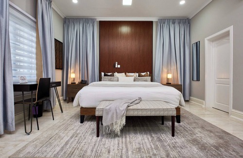 Accra House | The Mayflower Inn