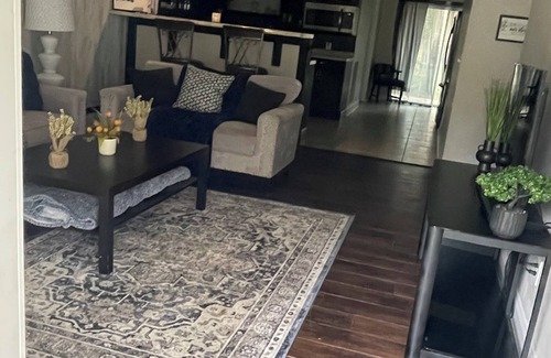 Gainesville House | The Meadow Retreat
