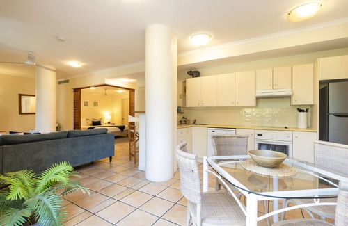 Port Douglas Apartment | The Mediterranean Port Douglas
