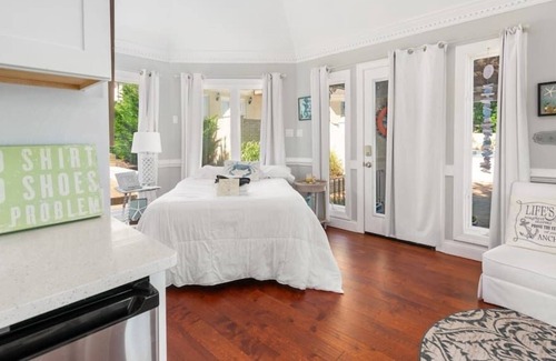 Portsmouth House | The Mermaids Lair π§ββοΈ