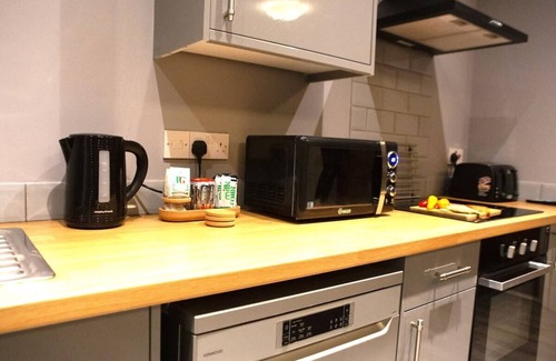 Birkenhead Apartment | The Mersey Apartment @ Liver House