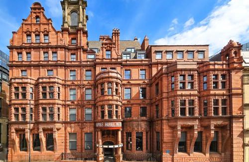 Leeds City Center Hotel | The Met Hotel Leeds - Newly Refurbished