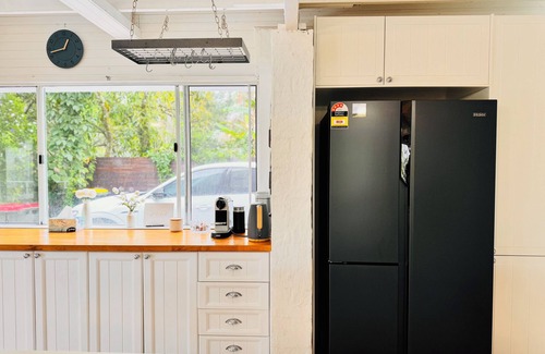 Eagle Heights House | The Metta House Tamborine Mountain