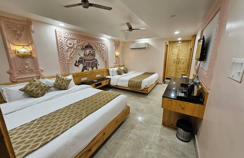 Shivpuri Hotel | The Mewar Palace and Resort