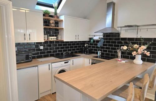 Blaby House | The Mews, Whetstone
