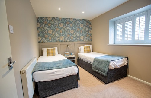Oulton Hotel | The Midland Hotel