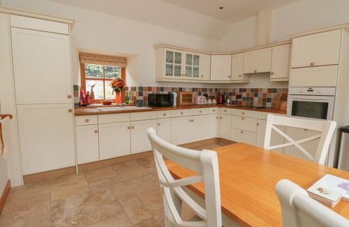 Avoch Cottage | THE MILK HOUSE, with a garden in Fortrose