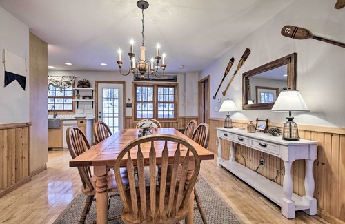 Hazelhurst Cabin | 'The Minocqua Blue House' w/Private Beach & Pier