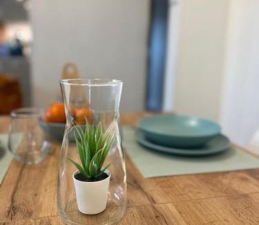 West Hendon Apartment | The Mint Green House