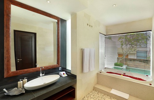 Kampial Hotel | The Miracle Villas Nusa Dua