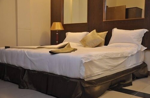 Remera Hotel | The Mirror Hotel