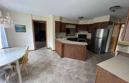 Lake George Apartment | The Mohican Resort Motel Groups House