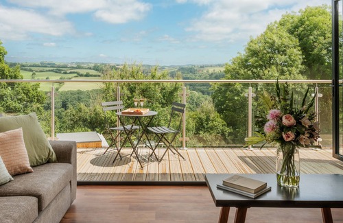 Chittlehamholt Resort | The Mole Resort, 3 Bedroom Valley View Luxury Lodge with Hot Tub
