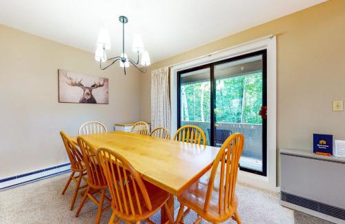 Lincoln Apartment | The Mountain Escape