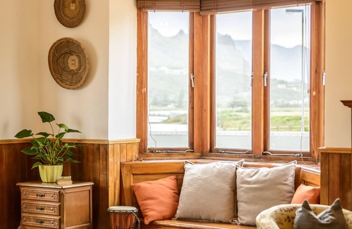 Muizenberg Bed & Breakfast | The Muize