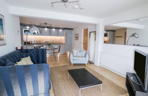 Tenby Cottage | The Mushroom House