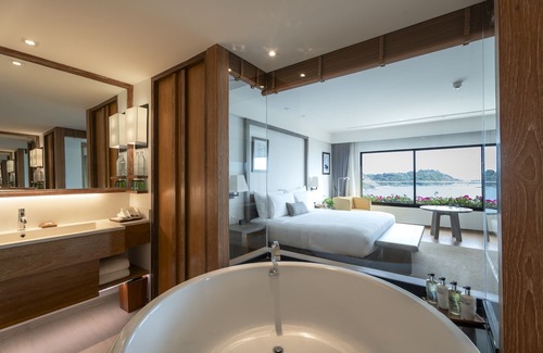 Nai Harn Hotel | The Nai Harn