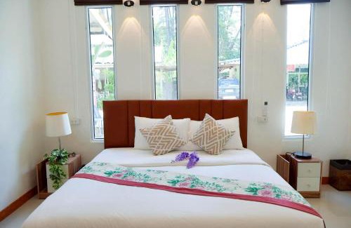 Mai Fat Hotel | The Nanda Beach Resort