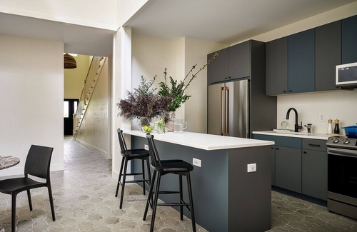 New Buffalo Apartment | The Neighborhood Hotel - New Buffalo 200 - King