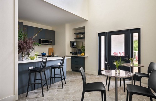 New Buffalo Apartment | The Neighborhood Hotel - New Buffalo 202 - King + Porch