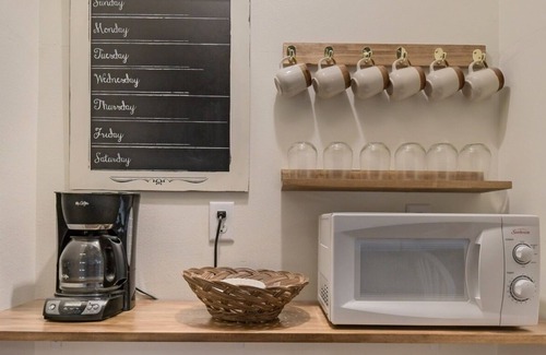Monticello Apartment | The Nest in Monticello - Cozy, 2nd Floor Apartment
