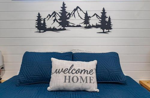Dover House | The Nesting Nook at "In The Pines at KY Lake"