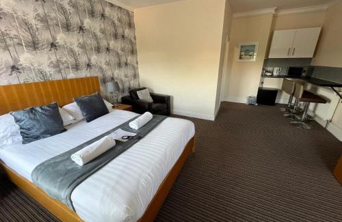 New Brighton Hotel | The New Brighton Hotel