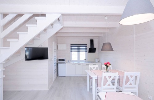 Grzybowo House | The newly built "White Cottage Lux", Grzybowo in Um Kolberg, 1-6 persons