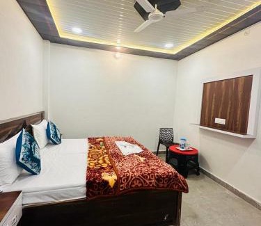 Ayodhya Hotel | The Nirmala Palace